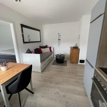 Ferienwohnung Am Marktplatz - Zentrale Lage Vor Den Toren Flensburgs, Mit Vollstaendiger Ausstattung Und Balkon Harrislee Exterior foto